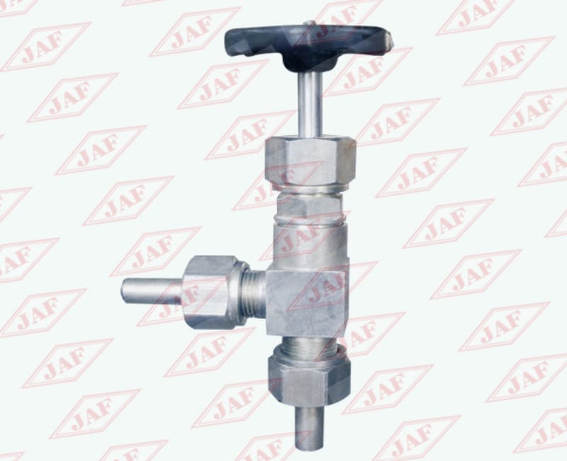 螺紋連接直角截止閥J24F（B）-40（25）、螺紋連接直角節(jié)流閥L24F（B）-40（25）